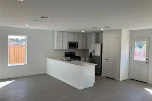 11983 Noble Wood Vlg Dr, Magnolia, TX 77354 - Photo 2