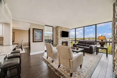 5001 Woodway #1005, Houston, TX 77056 - Photo 8