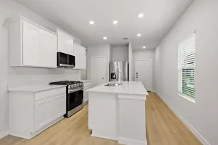 20906 Wildbird Cherry Ln, Porter, TX 77365 - Photo 6