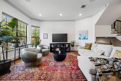 2415 Commonwealth Street, Houston, TX 77006 - Photo 12