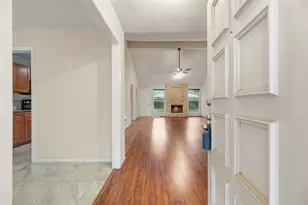 5418 Greenhill Forest Dr, Houston, TX 77088 - Photo 2