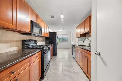5418 Greenhill Forest Drive, Houston, TX 77088 - Photo 14