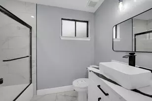 12434 Big Oaks Dr, Houston, TX 77050 - Photo 10