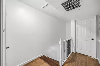 2574 Marilee Lane #2, Houston, TX 77057 - Photo 8