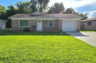 1805 N 5th St, Baytown, TX 77520 - Photo 1