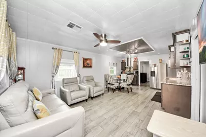 204 N 6th Street, Highlands, TX 77562 - Photo 18