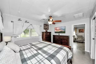 204 N 6th St, Highlands, TX 77562 - Photo 30