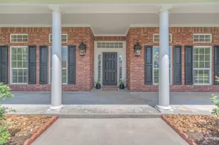 7028 Longmire Cir, Conroe, TX 77304 - Photo 6