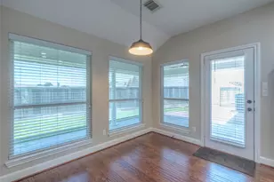 7028 Longmire Cir, Conroe, TX 77304 - Photo 32