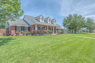 7028 Longmire Cir, Conroe, TX 77304 - Photo 4