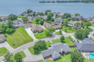 7028 Longmire Cir, Conroe, TX 77304 - Photo 42