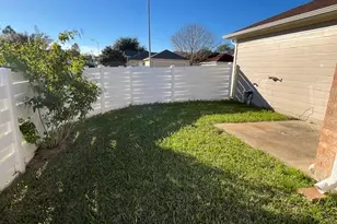 6302 Hall Pond Ct, Katy, TX 77449 - Photo 10