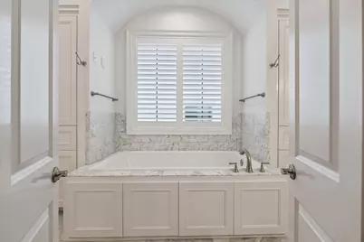 1301 Peden Street, Houston, TX 77006 - Photo 18