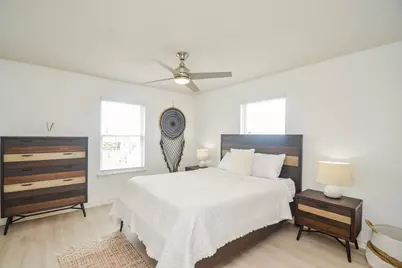 22810 Fresca Street, Galveston, TX 77554 - Photo 18