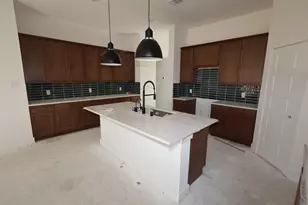 14010 Baikal Mnr Dr, Santa Fe, TX 77510 - Photo 2