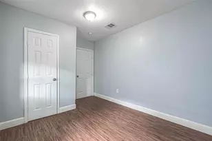 8129 Barkley St, Houston, TX 77017 - Photo 8