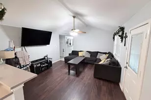 11010 Sagecrest Ln, Houston, TX 77089 - Photo 4