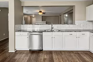 3715 Brighton Springs Ln, Katy, TX 77449 - Photo 10