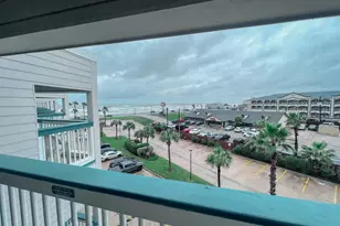 6102 Seawall Blvd, Galveston, TX 77551 - Photo 8