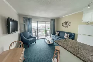 6102 Seawall Blvd, Galveston, TX 77551 - Photo 2
