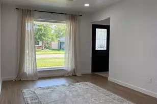 2726 Yale St, Pasadena, TX 77502 - Photo 2