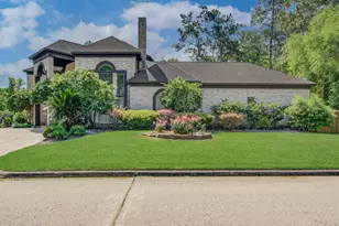 1703 Brookside Pine Ln, Houston, TX 77345 - Photo 2
