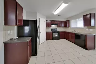 11010 Vanilla Ridge Ct, Houston, TX 77044 - Photo 8