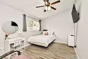 9234 Westwood Village Dr, Houston, TX 77036 - Photo 16