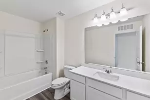 3202 Diamond Vw Ln, Angleton, TX 77515 - Photo 16