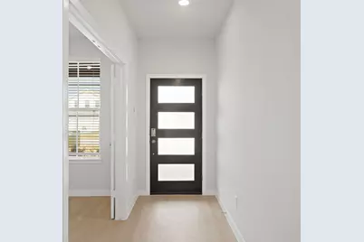 10706 Blocker Court, Bryan, TX 77801 - Photo 4