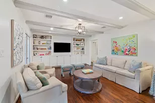 7902 Pagewood Ln, Houston, TX 77063 - Photo 14