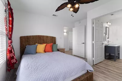 16627 Jamaica Beach Road, Galveston, TX 77554 - Photo 32