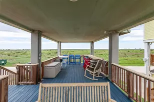 2433 Audubon Ave, Gilchrist, TX 77617 - Photo 16