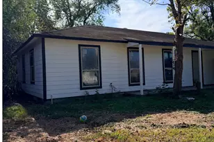 5626 Schevers St, Houston, TX 77033 - Photo 4