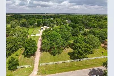 101 Pin Oak Lane, Hempstead, TX 77445 - Photo 2