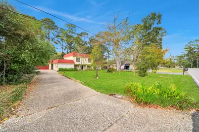 17 Winged Foot Drive, Conroe, TX 77304 - Photo 4