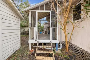 2909 Sherman St, Houston, TX 77003 - Photo 6