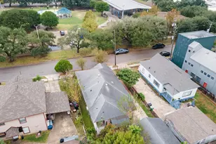 2909 Sherman St, Houston, TX 77003 - Photo 2