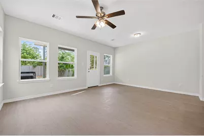 9022 Madera Road #B, Houston, TX 77078 - Photo 16