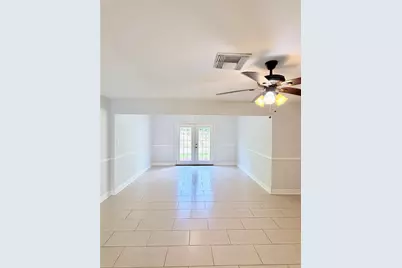 11106 Sageriver Drive, Houston, TX 77089 - Photo 16