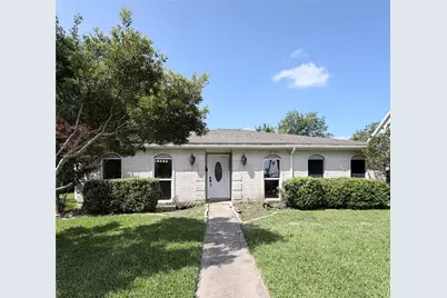 11106 Sageriver Drive, Houston, TX 77089 - Photo 4