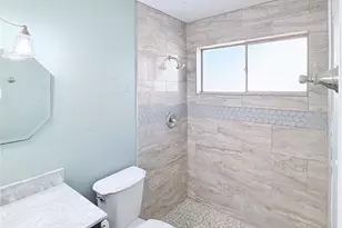 11106 Sageriver Dr, Houston, TX 77089 - Photo 24