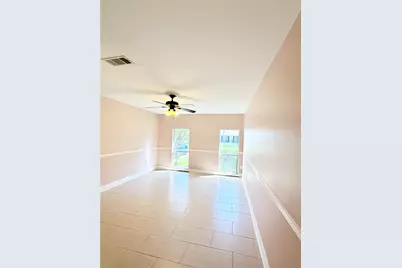11106 Sageriver Drive, Houston, TX 77089 - Photo 20