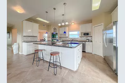 1303 Tiki Drive, Tiki Island, TX 77554 - Photo 8