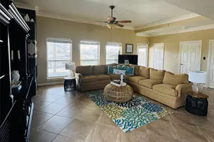1303 Tiki Dr, Tiki Island, TX 77554 - Photo 10