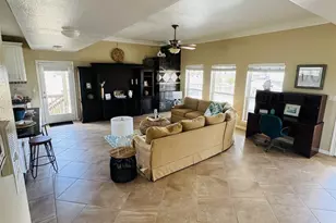 1303 Tiki Dr, Tiki Island, TX 77554 - Photo 12