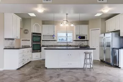 1303 Tiki Drive, Tiki Island, TX 77554 - Photo 44