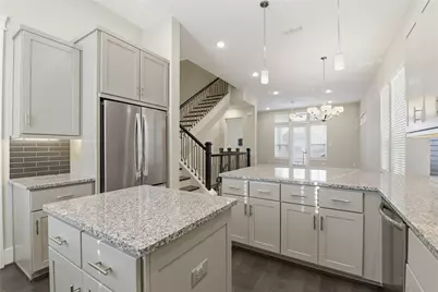 819 Algona Avenue, Houston, TX 77008 - Photo 16