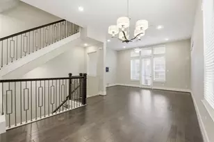 819 Algona Ave, Houston, TX 77008 - Photo 12