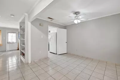 3834 Willow Springs Lane, Houston, TX 77080 - Photo 8